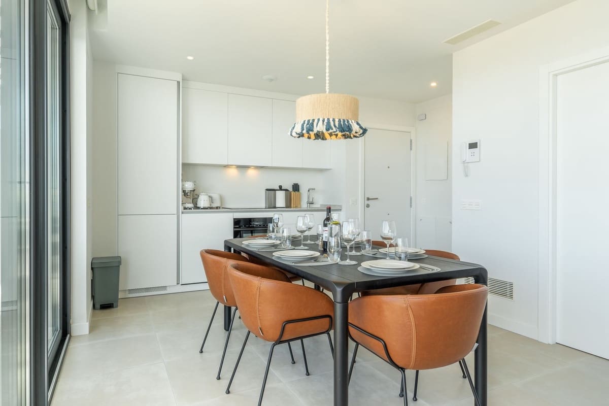 4 bedroom Apartment for sale in Benalmadena with pool garage - € 899,000 (Ref: 10082225)