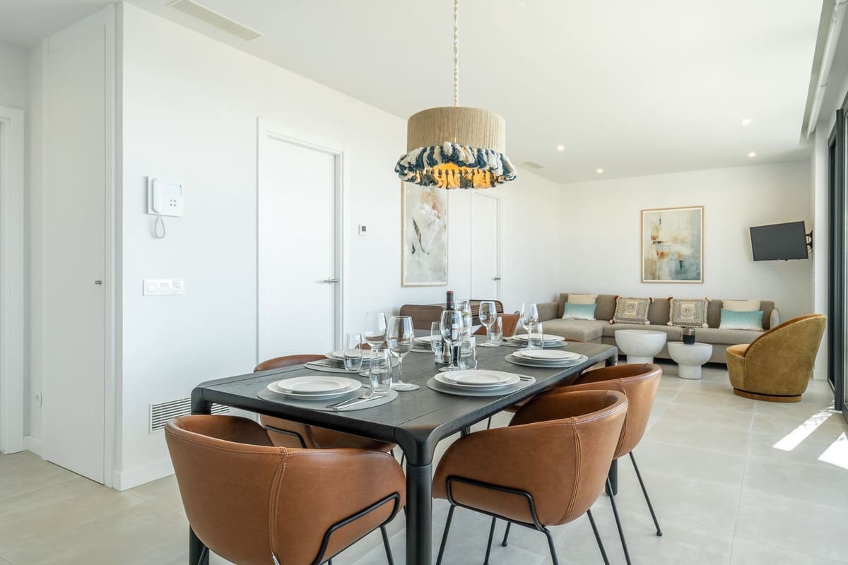 4 bedroom Apartment for sale in Benalmadena with pool garage - € 899,000 (Ref: 10082225)