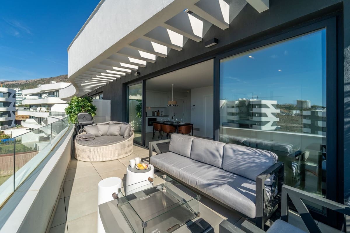 4 bedroom Apartment for sale in Benalmadena with pool garage - € 899,000 (Ref: 10082225)