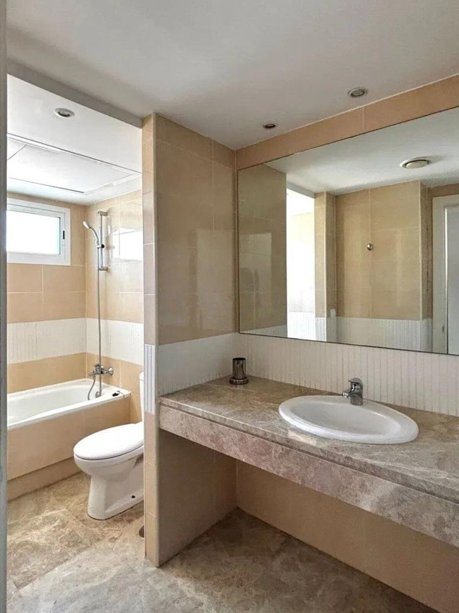 3 quarto Casa em Banda para venda em Nueva Andalucia com piscina garagem - 635 000 € (Ref: 10082226)