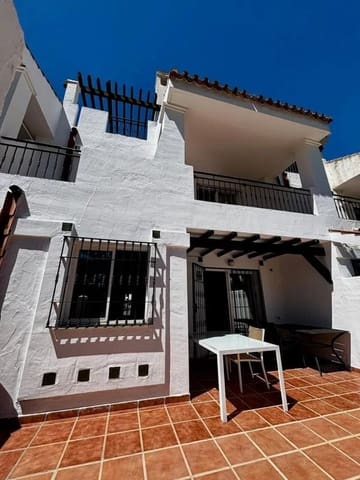 3 quarto Casa em Banda para venda em Nueva Andalucia, Marbella com piscina garagem - 635 000 € (Ref: 10082226)