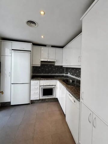 3 quarto Casa em Banda para venda em Nueva Andalucia, Marbella com piscina garagem - 635 000 € (Ref: 10082226)