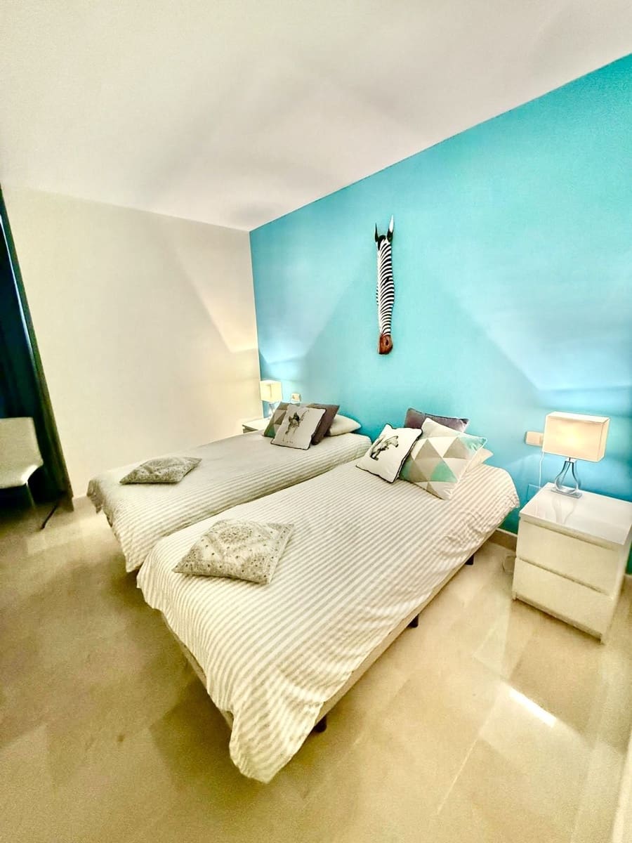 3 soverom Leilighet til salgs i Elviria med svømmebasseng garasje - € 655 000 (Ref: 10082229)