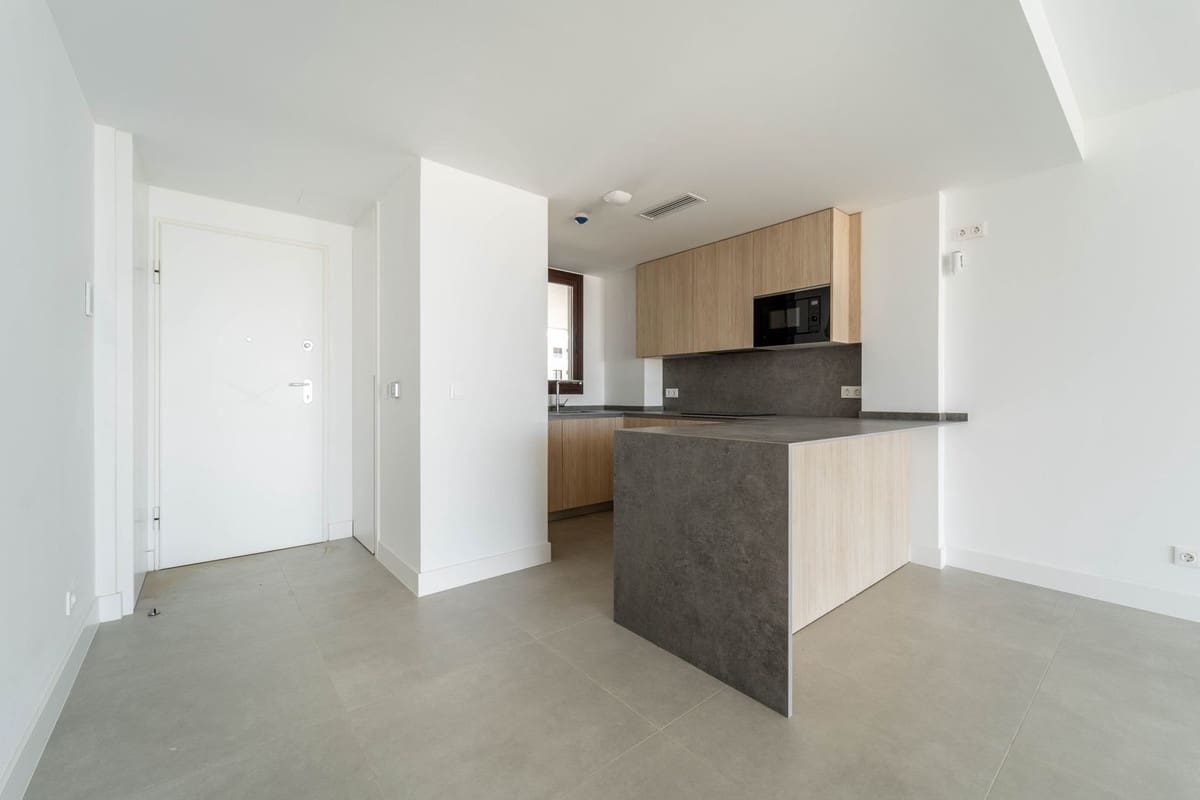 2 Zimmer Apartment zu verkaufen in Fuengirola mit Pool Garage - 539.000 € (Ref: 10082234)
