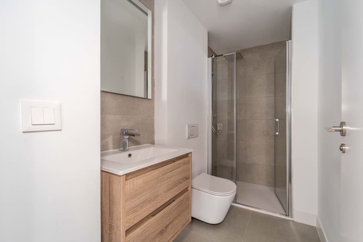 2 Zimmer Apartment zu verkaufen in Fuengirola mit Pool Garage - 539.000 € (Ref: 10082234)