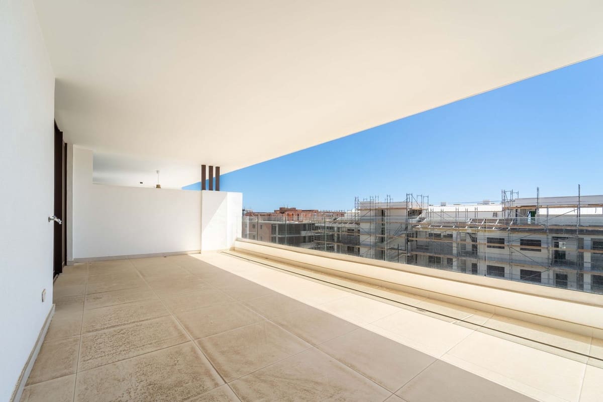 2 Zimmer Apartment zu verkaufen in Fuengirola mit Pool Garage - 539.000 € (Ref: 10082234)