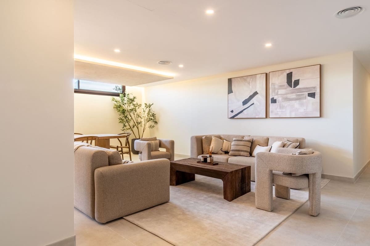 2 Zimmer Apartment zu verkaufen in Fuengirola mit Pool Garage - 539.000 € (Ref: 10082234)