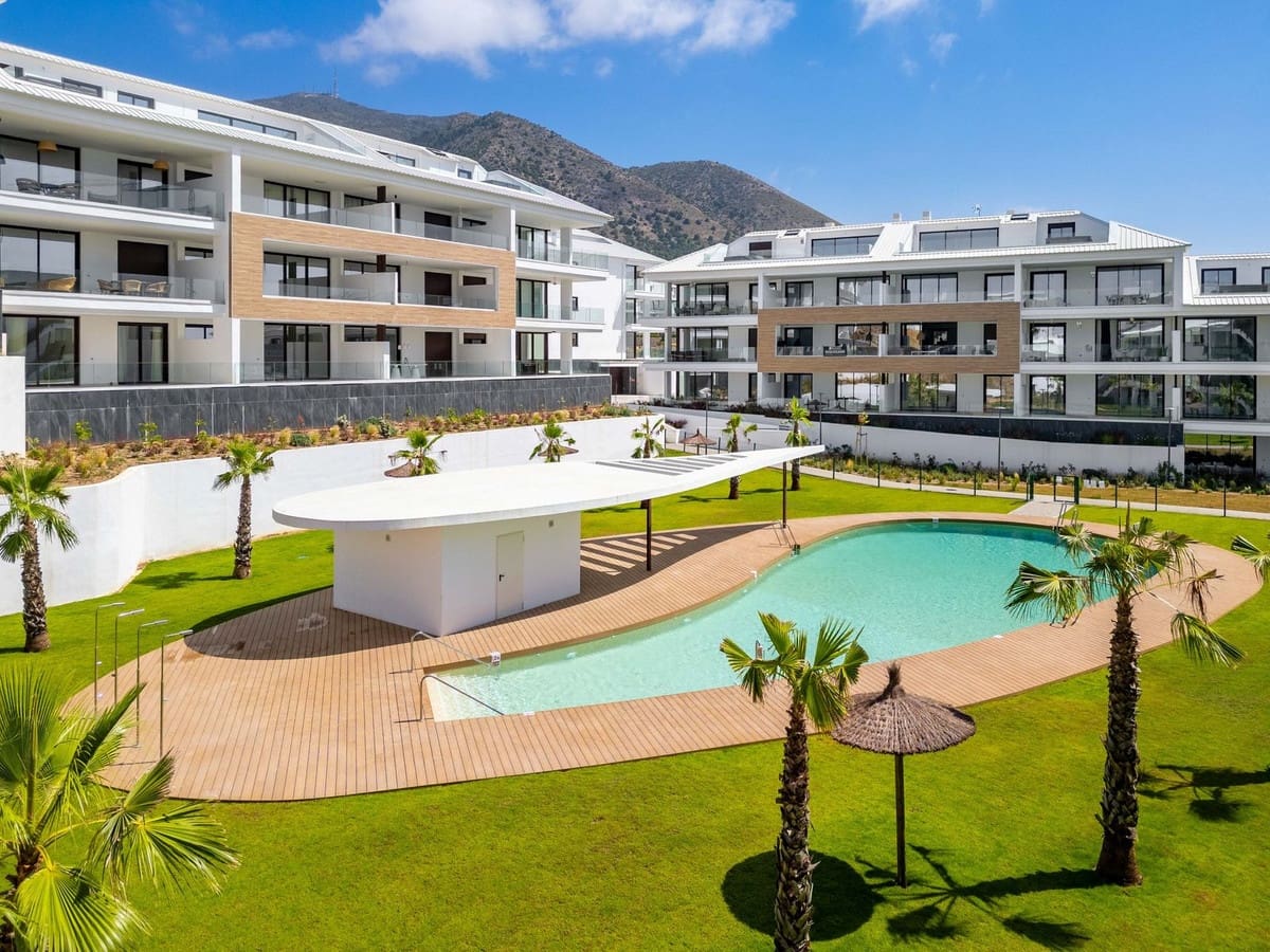 2 Zimmer Apartment zu verkaufen in Fuengirola mit Pool Garage - 539.000 € (Ref: 10082234)