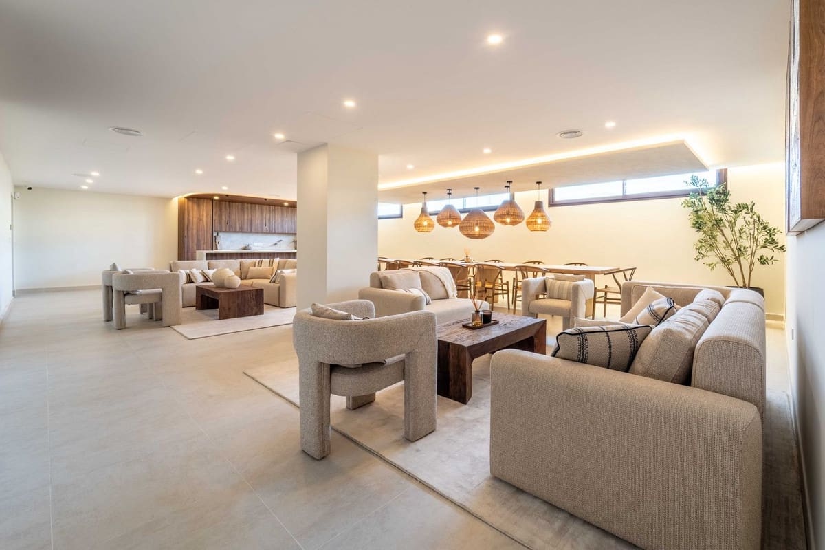 2 Zimmer Apartment zu verkaufen in Fuengirola mit Pool Garage - 539.000 € (Ref: 10082234)