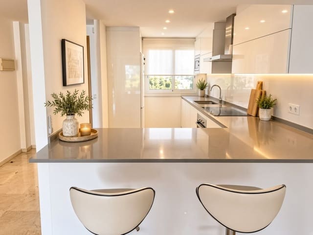 2 soveværelse Lejlighed til salg i Guadalmina Alta, Marbella med swimmingpool garage - € 525.000 (Ref: 10082237)