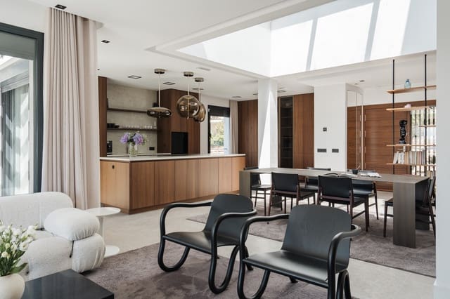 4 soverom Villa til salgs i Estepona med svømmebasseng - € 2 450 000 (Ref: 10082239)