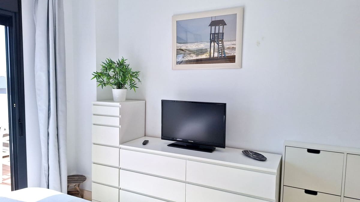 Apartamento de 2 habitaciones en Bahia de Casares en venta con piscina - 320.000 € (Ref: 10082240)