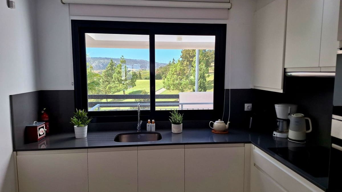 Apartamento de 2 habitaciones en Bahia de Casares en venta con piscina - 320.000 € (Ref: 10082240)