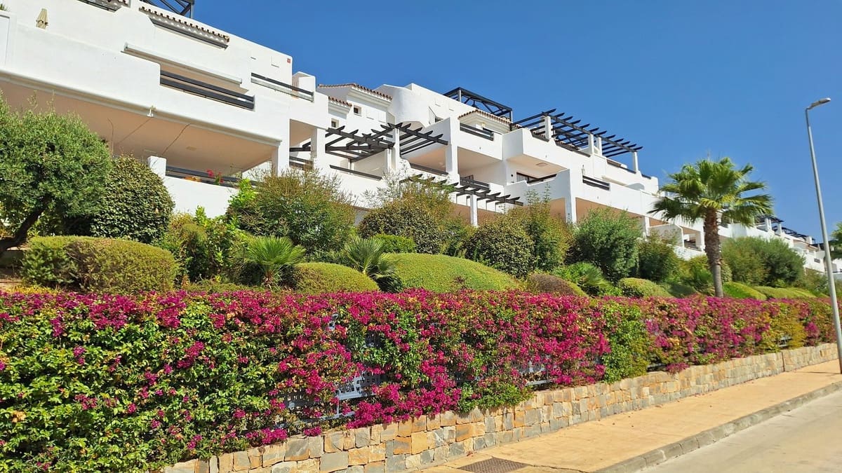 Apartamento de 2 habitaciones en Bahia de Casares en venta con piscina - 320.000 € (Ref: 10082240)