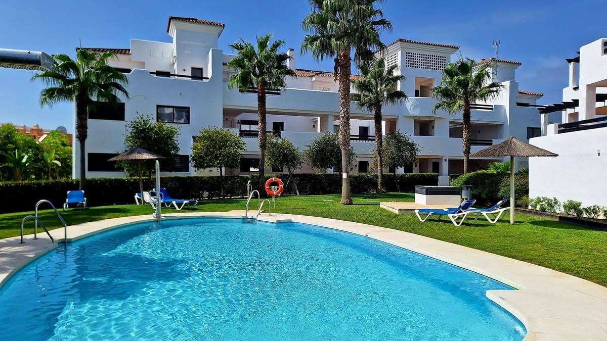 Apartamento de 2 habitaciones en Bahia de Casares en venta con piscina - 320.000 € (Ref: 10082240)