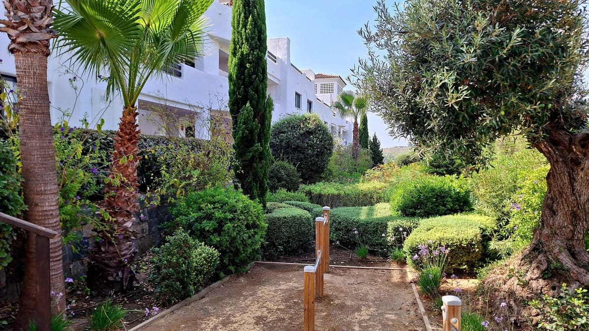 Apartamento de 2 habitaciones en Bahia de Casares en venta con piscina - 320.000 € (Ref: 10082240)