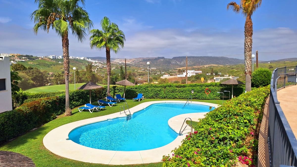 Apartamento de 2 habitaciones en Bahia de Casares en venta con piscina - 320.000 € (Ref: 10082240)