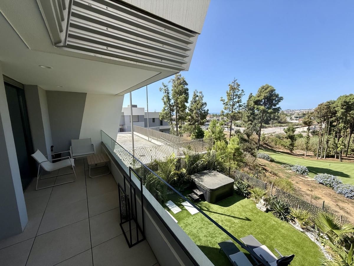 3 sovrum Semi-fristående Villa till salu i Mijas med pool - 950 000 € (Ref: 10082241)