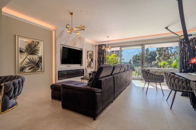 3 makuuhuone Paritalo myytävänä paikassa Mijas mukana uima-altaan - 950 000 € (Ref: 10082241)