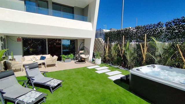 3 makuuhuone Paritalo myytävänä paikassa Mijas mukana uima-altaan - 950 000 € (Ref: 10082241)