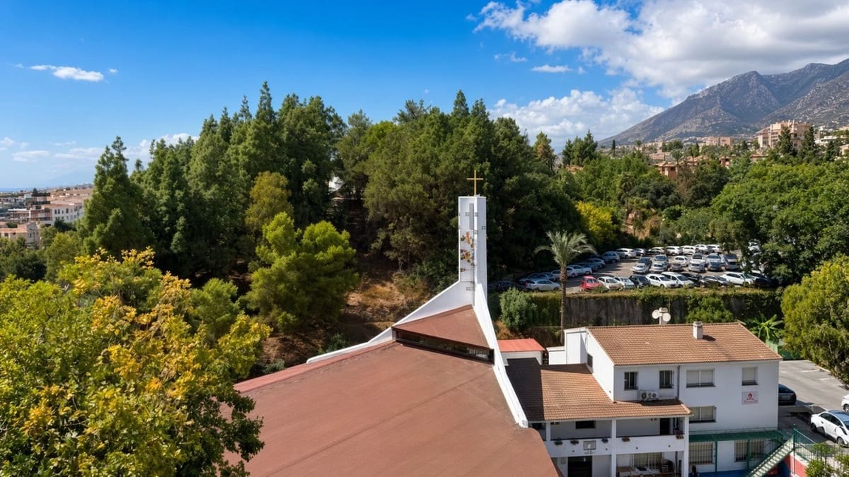 1 slaapkamer Appartement te koop in Marbella met zwembad - € 319.000 (Ref: 10082242)