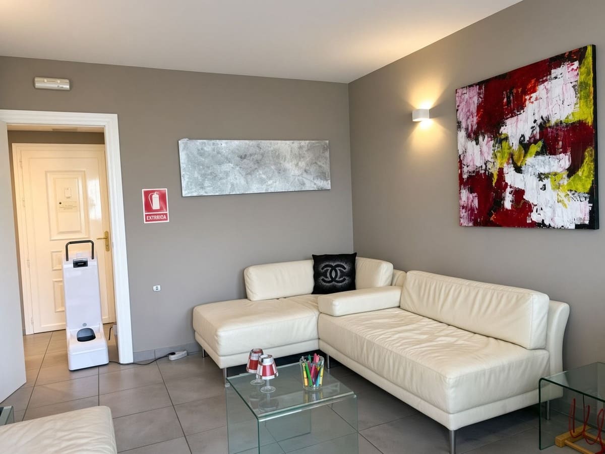 1 slaapkamer Appartement te koop in Marbella met zwembad - € 319.000 (Ref: 10082242)