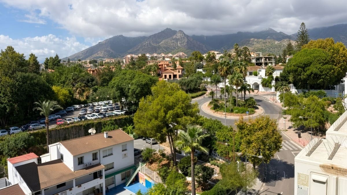 1 slaapkamer Appartement te koop in Marbella met zwembad - € 319.000 (Ref: 10082242)
