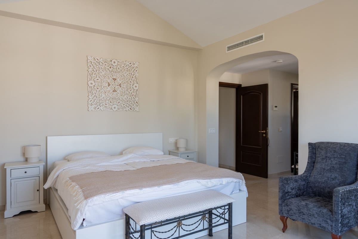 4 Zimmer Villa zu verkaufen in El Rosario mit Pool Garage - 2.250.000 € (Ref: 10082245)