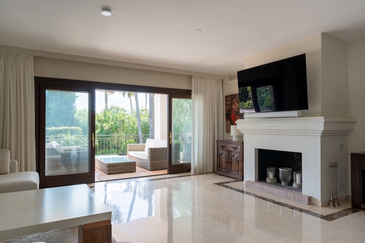 4 Zimmer Villa zu verkaufen in El Rosario mit Pool Garage - 2.250.000 € (Ref: 10082245)