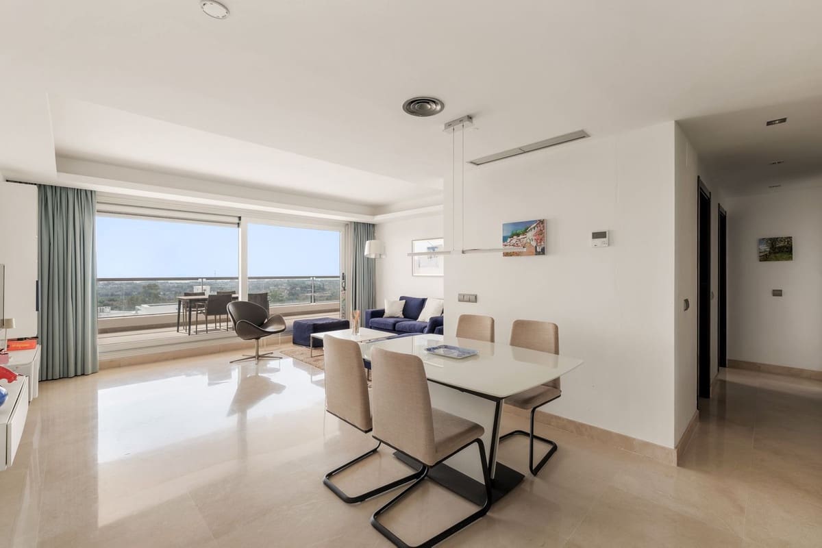 2 slaapkamer Appartement te koop in Benahavis met zwembad garage - € 595.000 (Ref: 10082246)