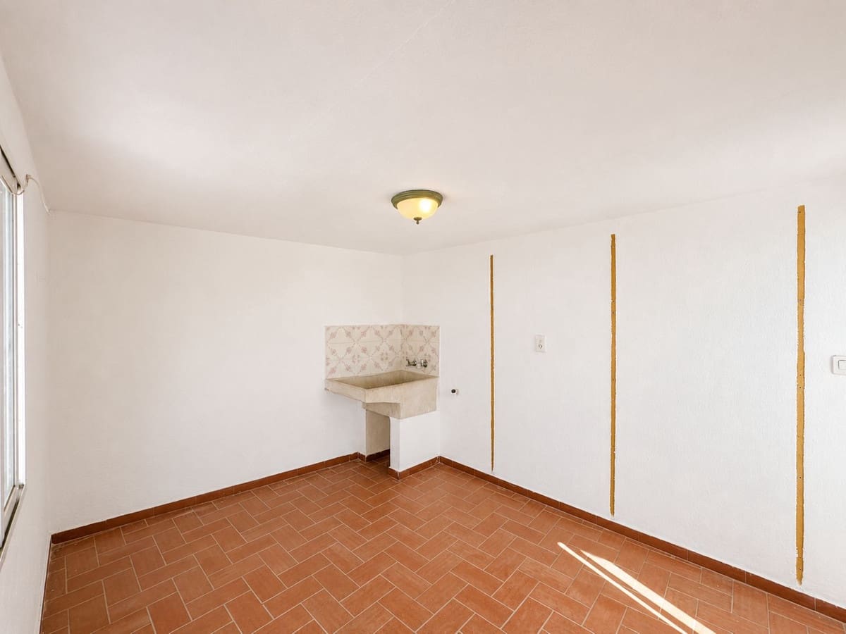 5 slaapkamer Halfvrijstaande villa te koop in Mijas - € 375.000 (Ref: 10086589)