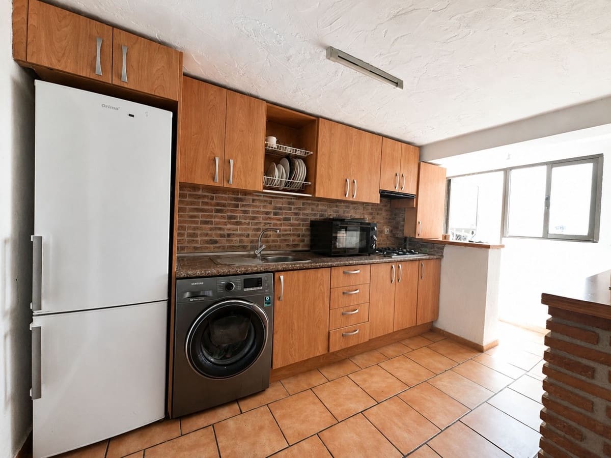 5 slaapkamer Halfvrijstaande villa te koop in Mijas - € 375.000 (Ref: 10086589)