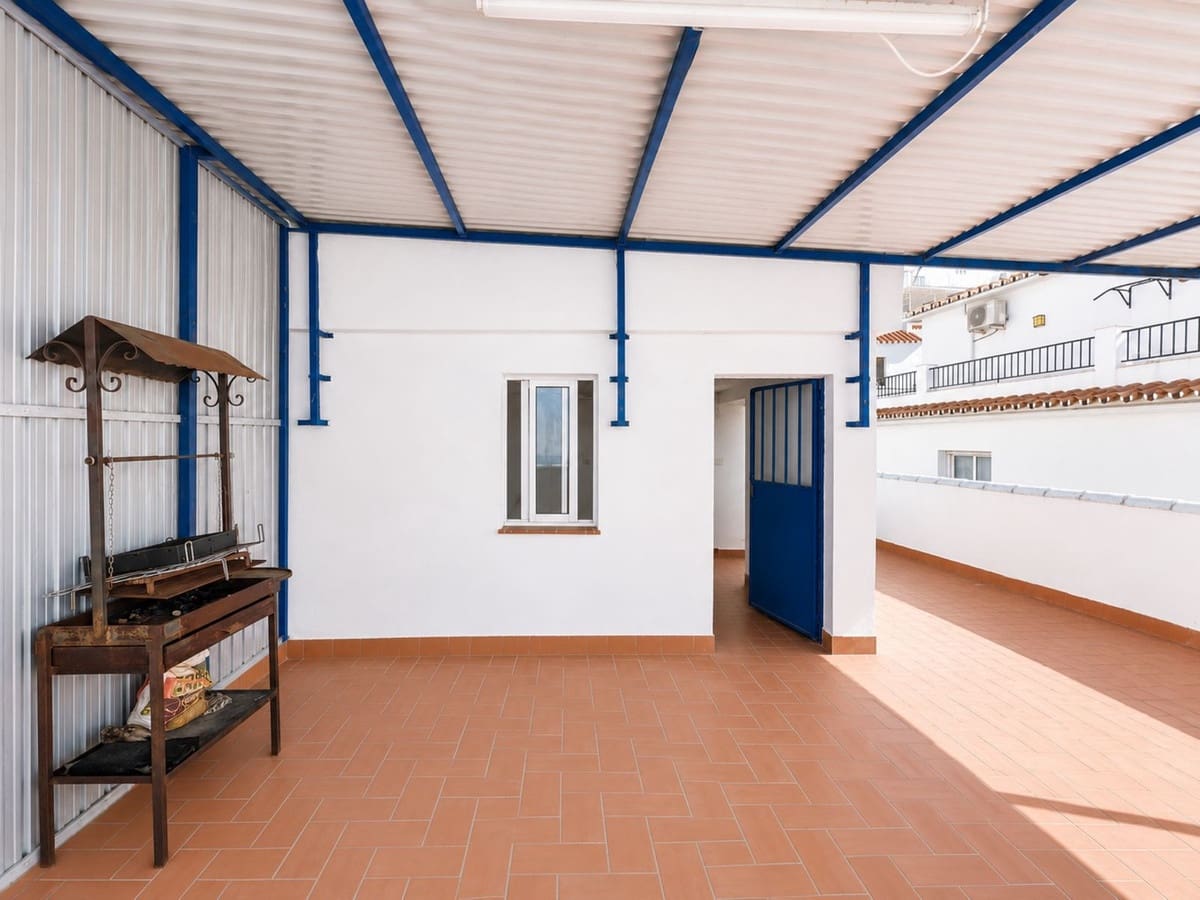 5 slaapkamer Halfvrijstaande villa te koop in Mijas - € 375.000 (Ref: 10086589)