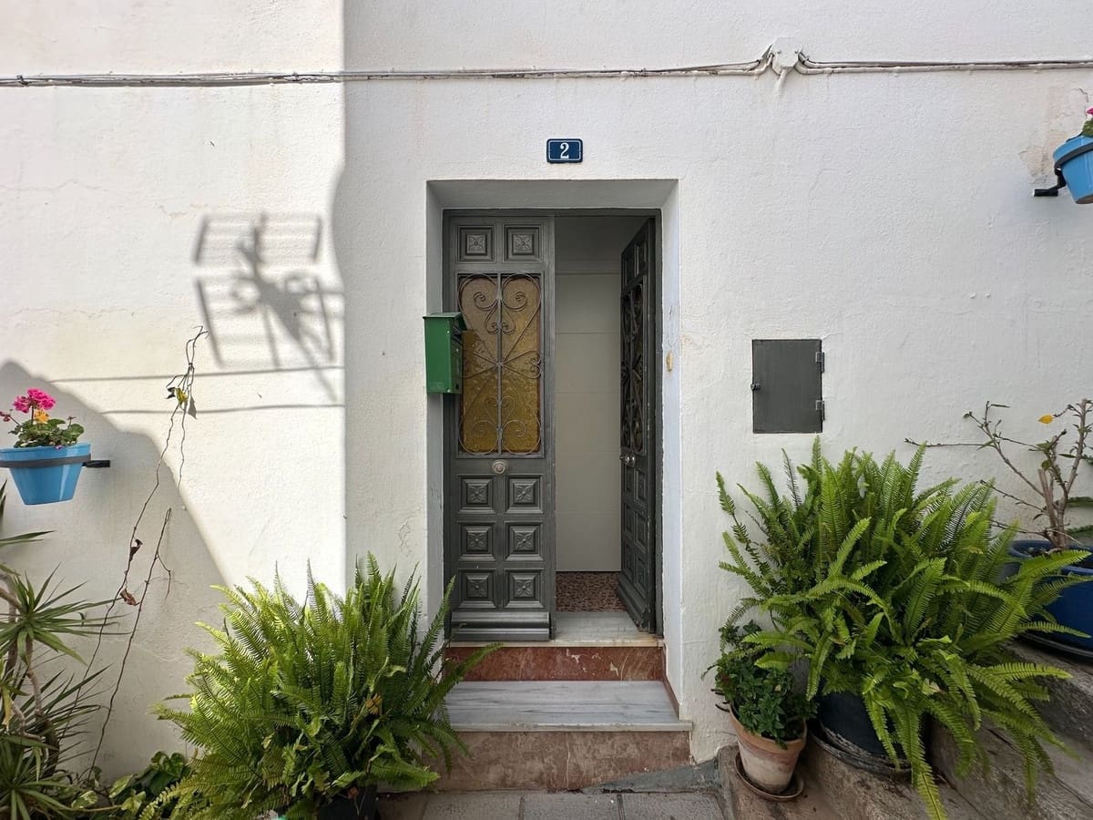 5 slaapkamer Halfvrijstaande villa te koop in Mijas - € 375.000 (Ref: 10086589)
