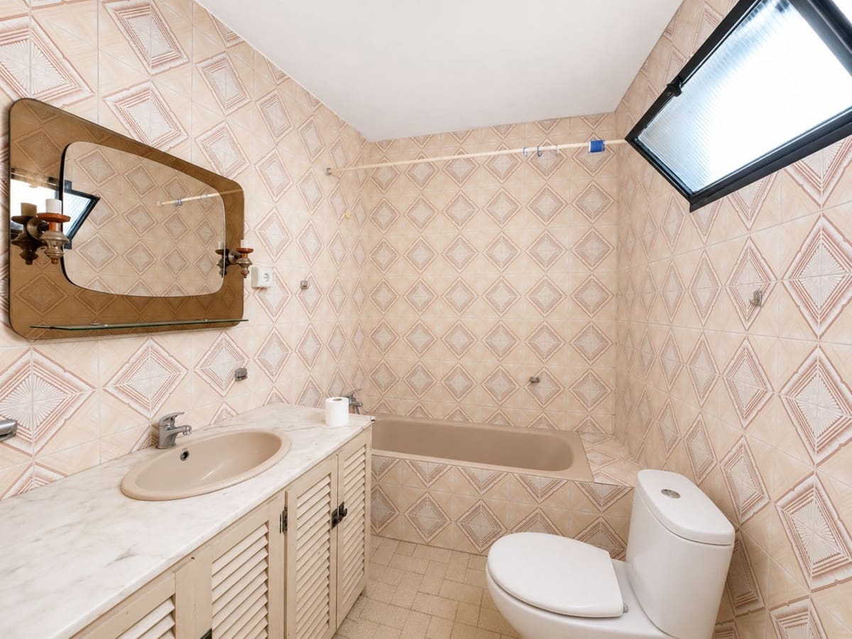 5 slaapkamer Halfvrijstaande villa te koop in Mijas - € 375.000 (Ref: 10086589)