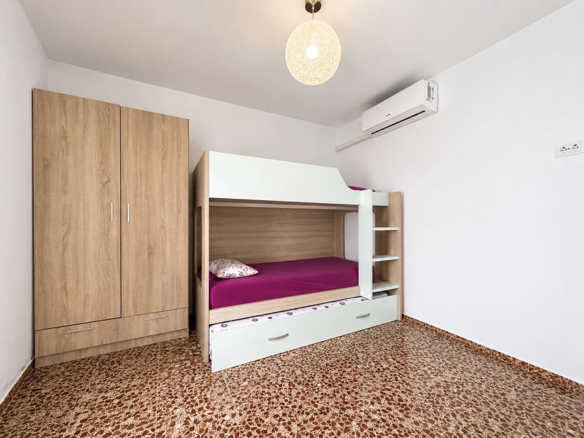 5 slaapkamer Halfvrijstaande villa te koop in Mijas - € 375.000 (Ref: 10086589)