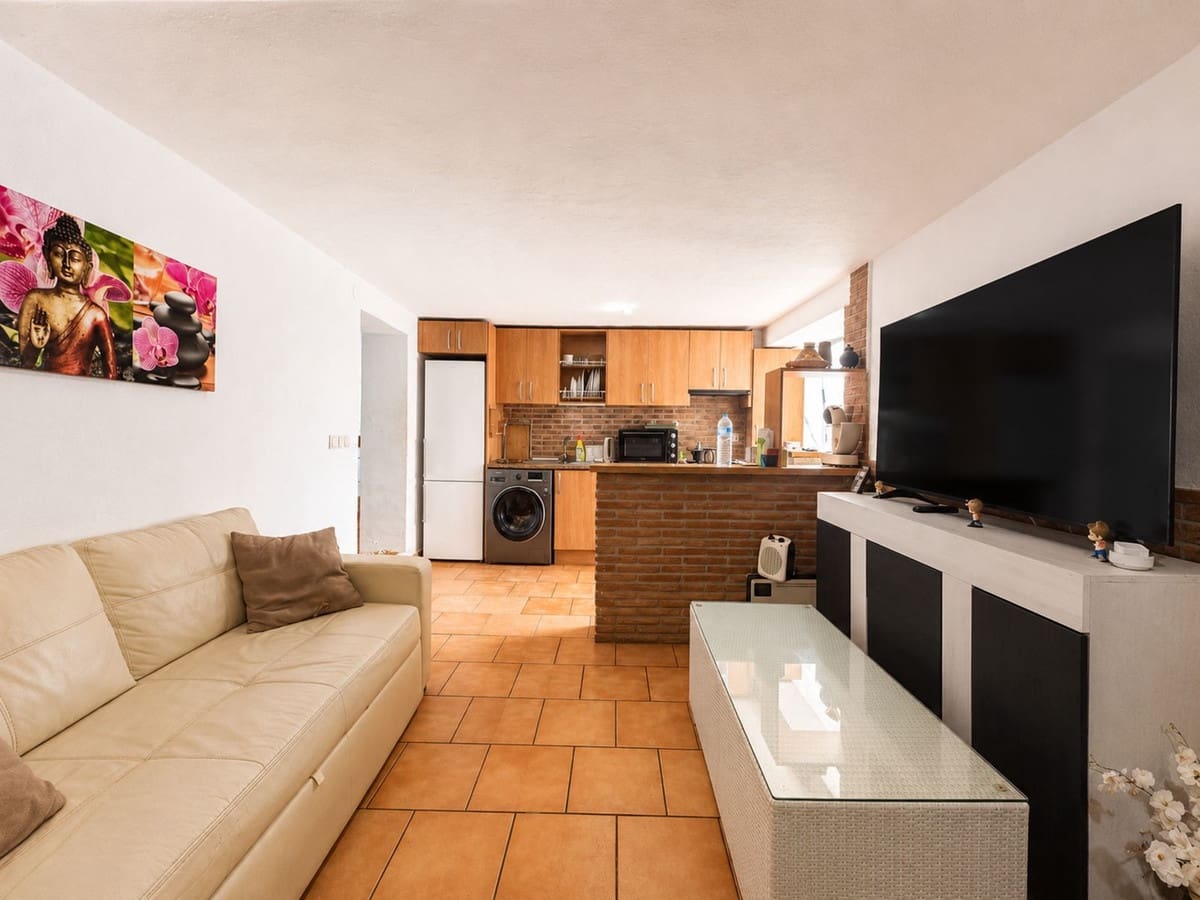 5 slaapkamer Halfvrijstaande villa te koop in Mijas - € 375.000 (Ref: 10086589)