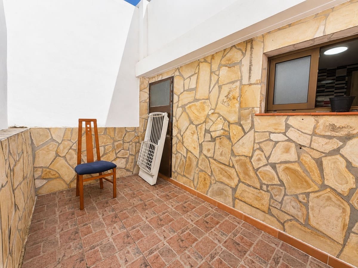5 slaapkamer Halfvrijstaande villa te koop in Mijas - € 375.000 (Ref: 10086589)