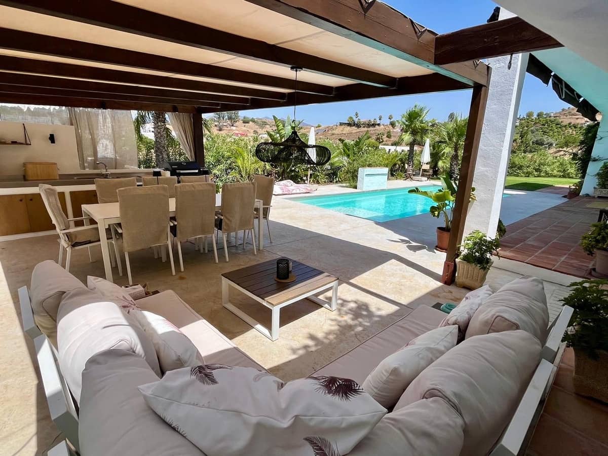 5 slaapkamer Villa te koop in La Cala de Mijas met zwembad garage - € 1.400.000 (Ref: 10086590)