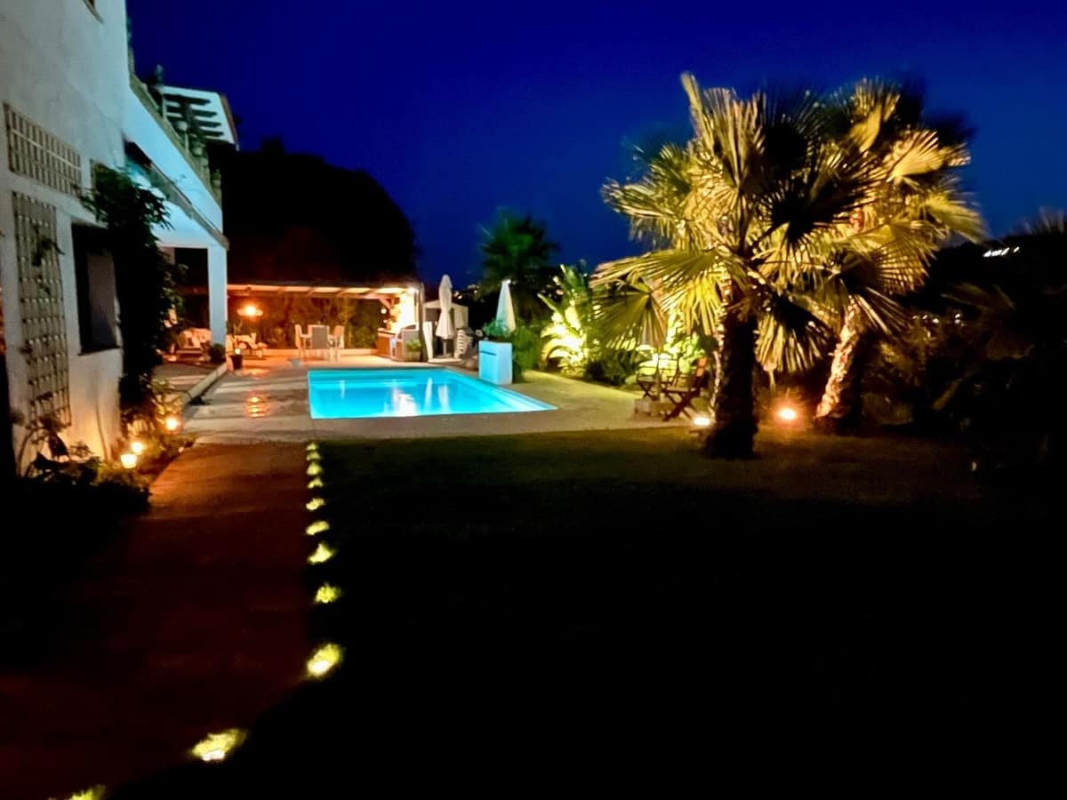 5 slaapkamer Villa te koop in La Cala de Mijas met zwembad garage - € 1.400.000 (Ref: 10086590)