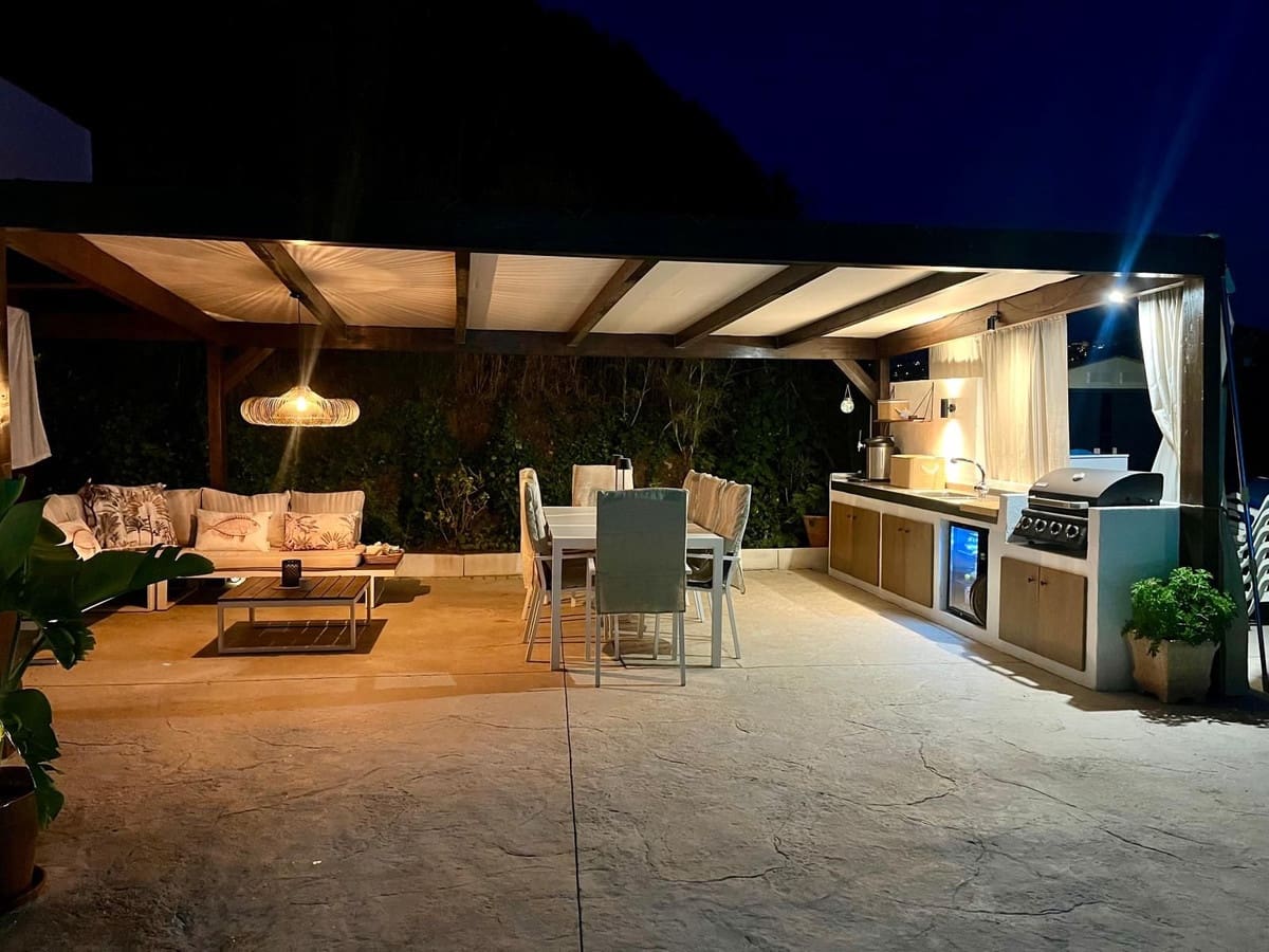 5 slaapkamer Villa te koop in La Cala de Mijas met zwembad garage - € 1.400.000 (Ref: 10086590)