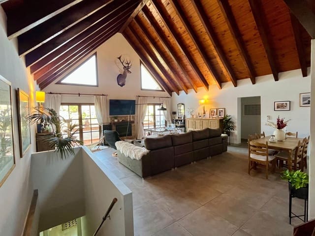 5 slaapkamer Villa te koop in La Cala de Mijas, Mijas met zwembad garage - € 1.400.000 (Ref: 10086590)