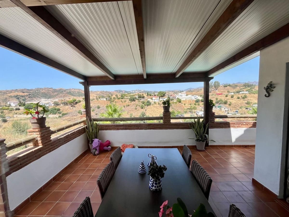 5 slaapkamer Villa te koop in La Cala de Mijas met zwembad garage - € 1.400.000 (Ref: 10086590)