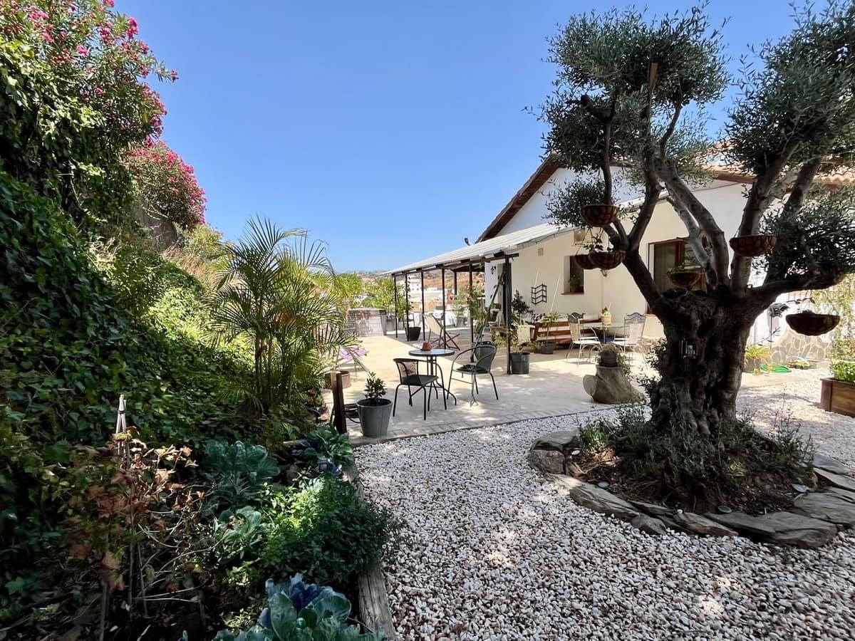 5 slaapkamer Villa te koop in La Cala de Mijas met zwembad garage - € 1.400.000 (Ref: 10086590)