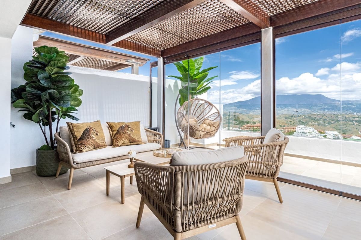 3 Zimmer Apartment zu verkaufen in La Cala de Mijas mit Pool - 800.000 € (Ref: 10086592)