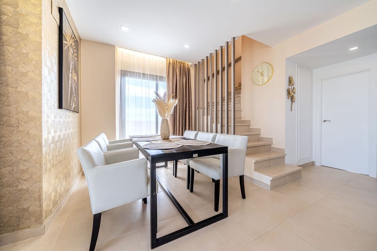 3 Zimmer Apartment zu verkaufen in La Cala de Mijas mit Pool - 800.000 € (Ref: 10086592)