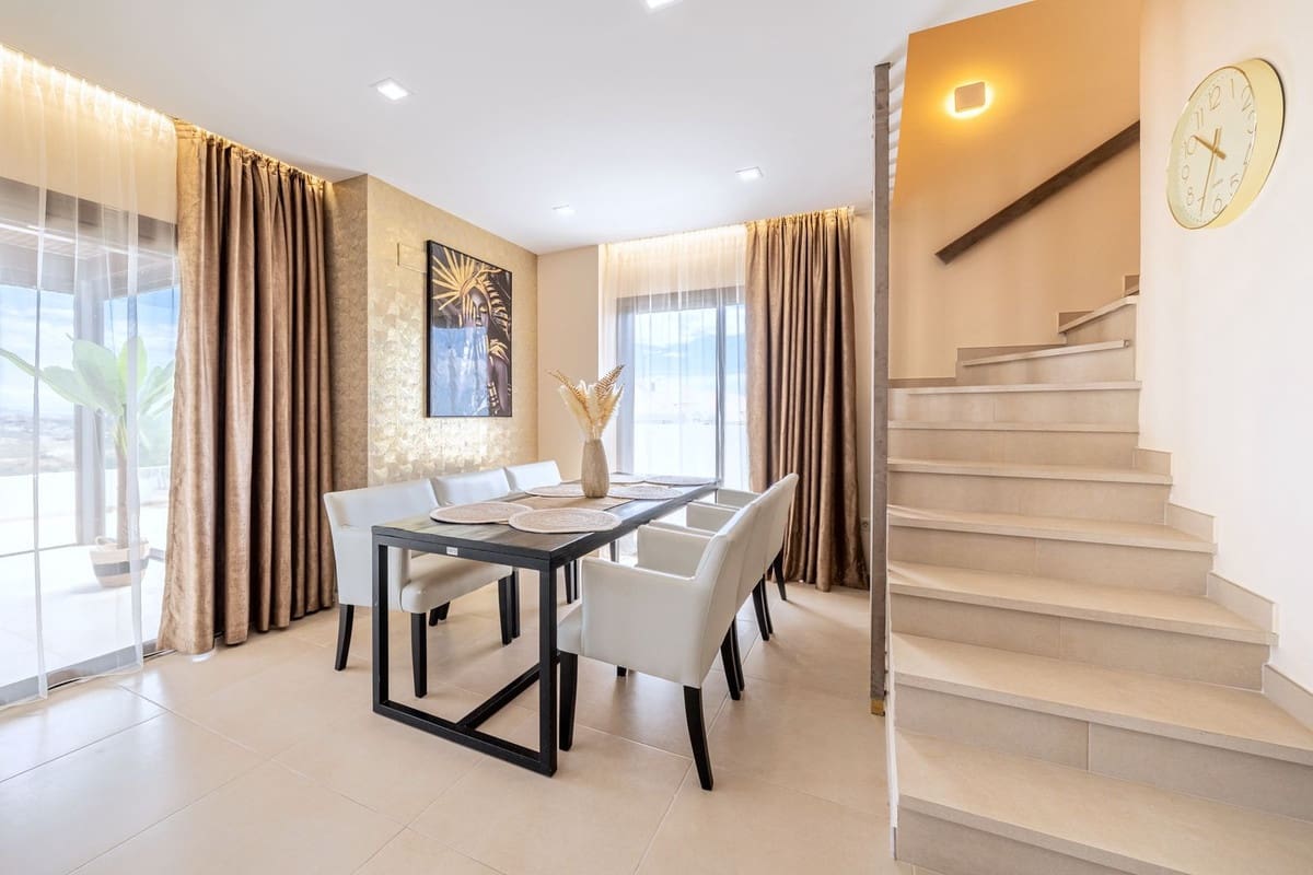 3 Zimmer Apartment zu verkaufen in La Cala de Mijas mit Pool - 800.000 € (Ref: 10086592)