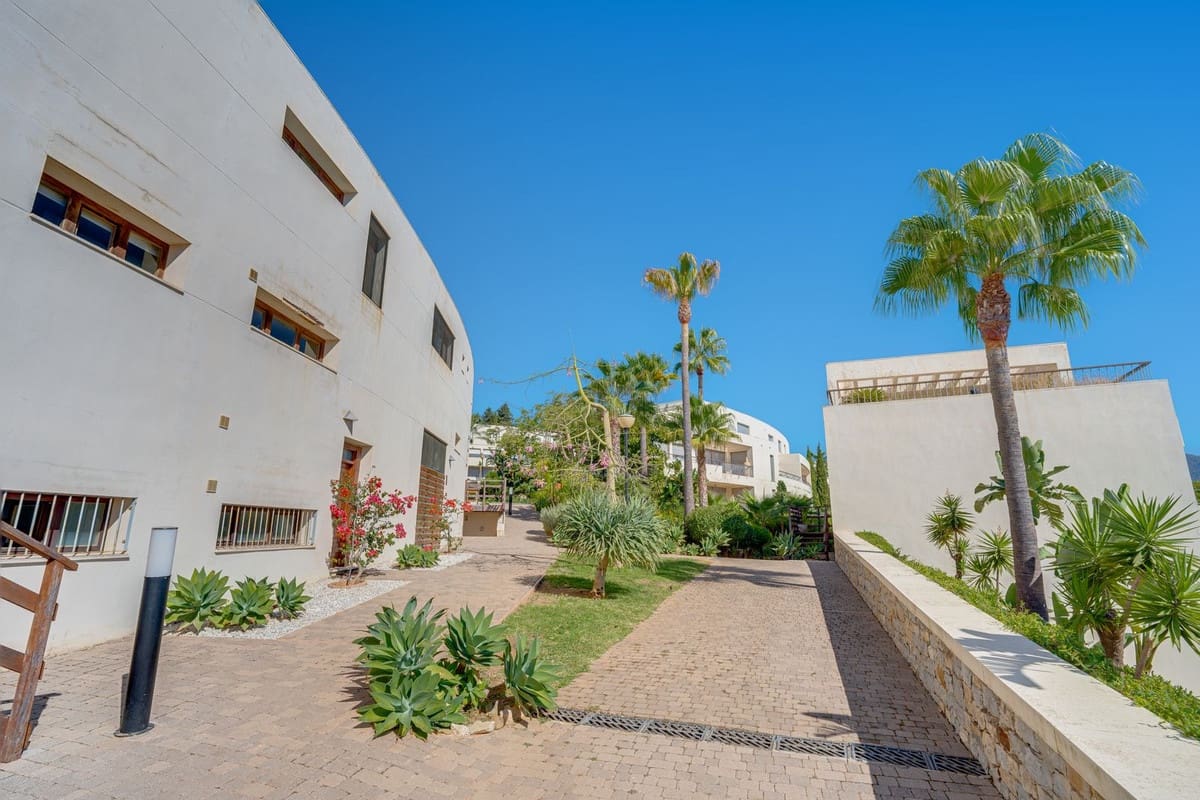 3 Zimmer Apartment zu verkaufen in Los Monteros mit Pool - 635.000 € (Ref: 10086593)