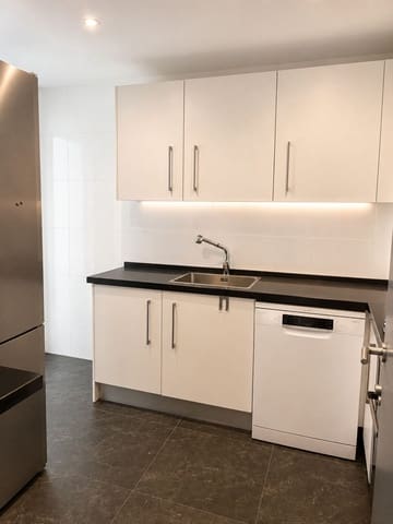 3 Zimmer Apartment zu verkaufen in San Pedro de Alcantara, Marbella mit Garage - 360.000 € (Ref: 10086595)