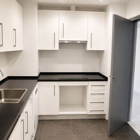3 Zimmer Apartment zu verkaufen in San Pedro de Alcantara, Marbella mit Garage - 360.000 € (Ref: 10086595)